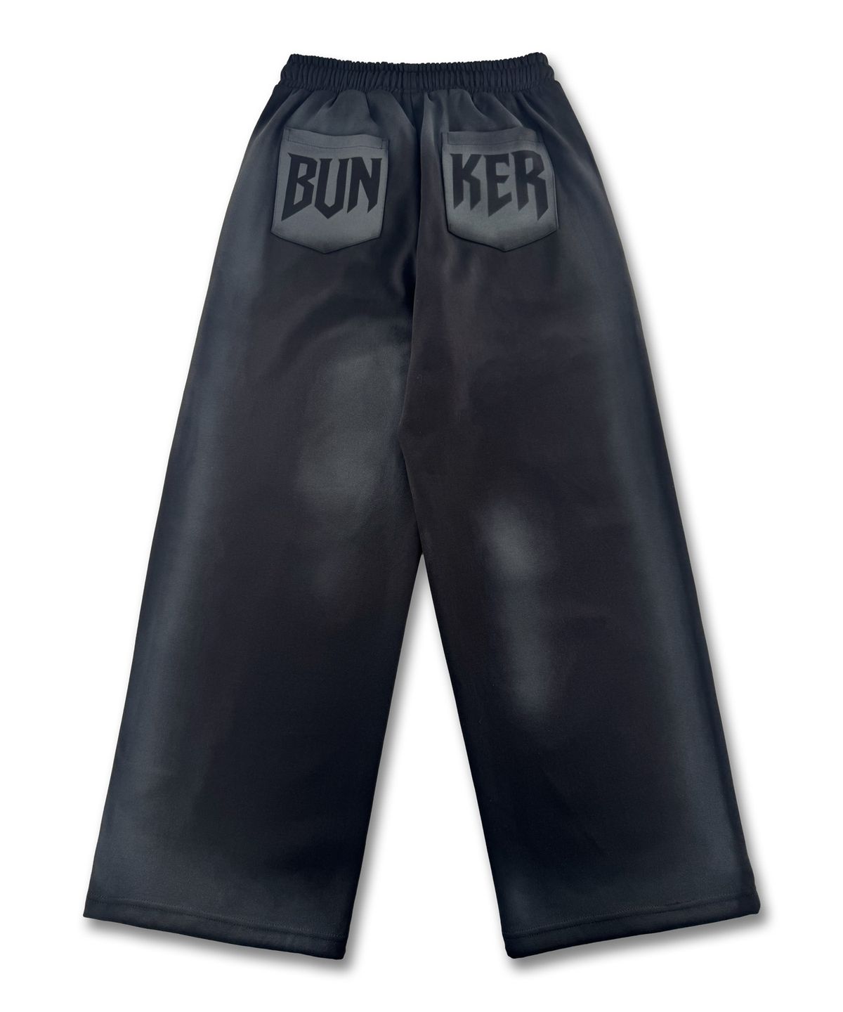 벙커버스터(BUNKERBUSTER) 로고 솔트 워싱 와이드 스웨트 팬츠 MR6PU186_BLACK