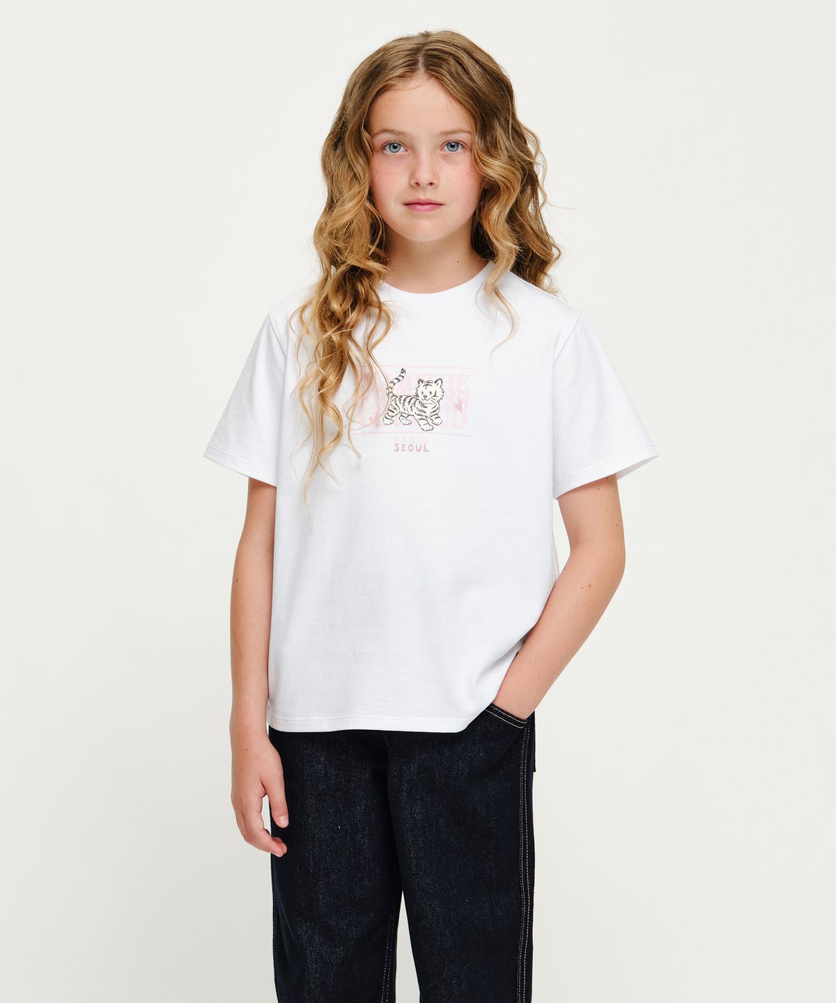 마리떼 키즈(MARITHÉ KIDS) KIDS SEOUL EXCLUSIVE TEE white