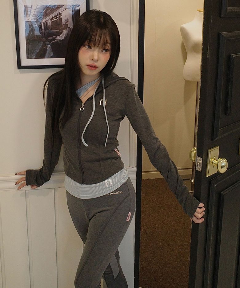 Julie Line Emblem Hoodie Zip-Up Charcoal