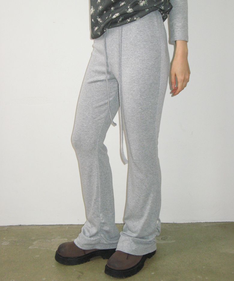 SHIRRING BUTTON BOOTCUT PANTS GREY