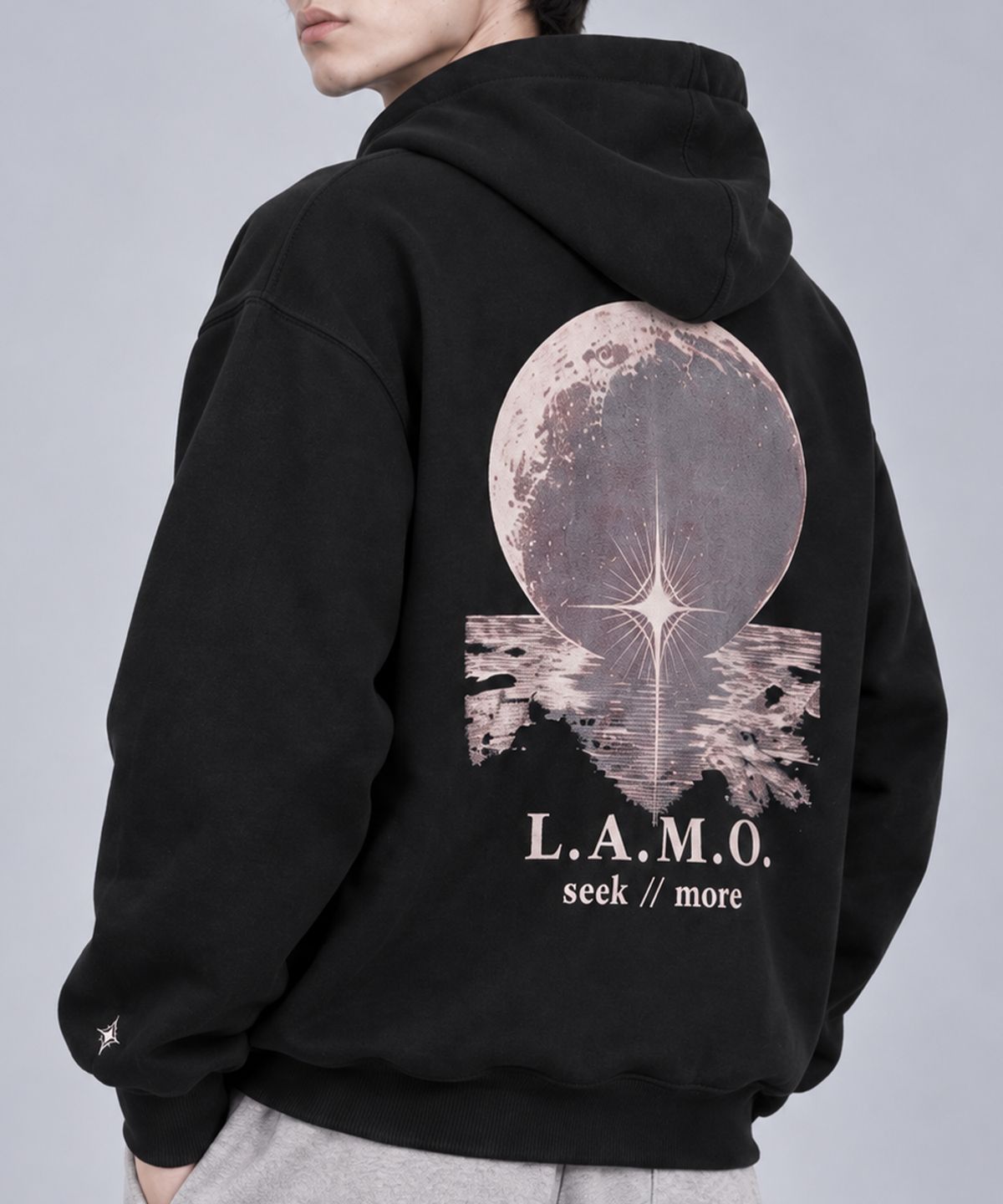 엘라모(LLAMO) 컴포트 쭈리 이클립스 오버핏 후드티