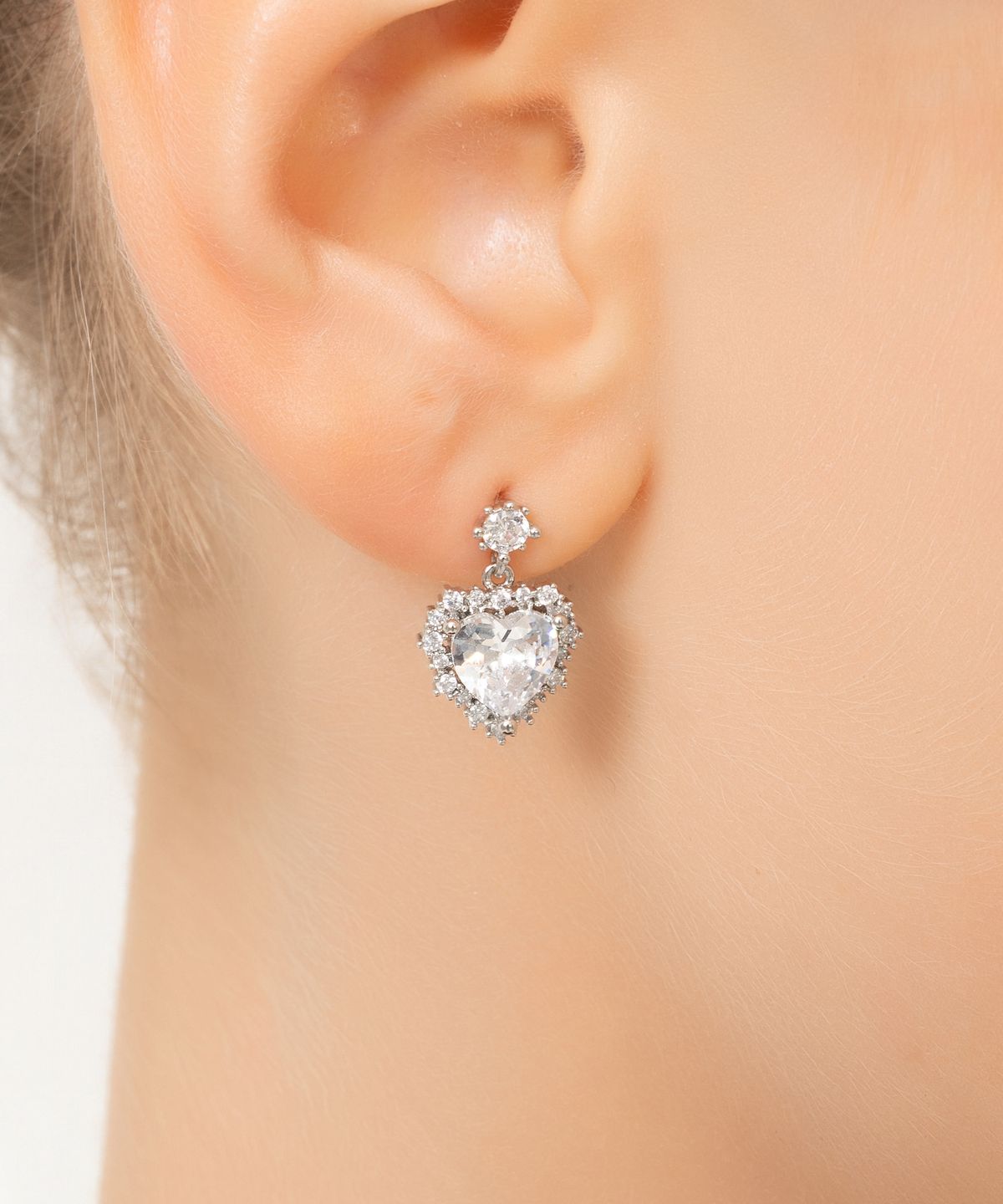 가이거주얼리(GEIGERJEWELRY) 18K GF 에스텔 하트 드롭 귀걸이 GI8KPEE093