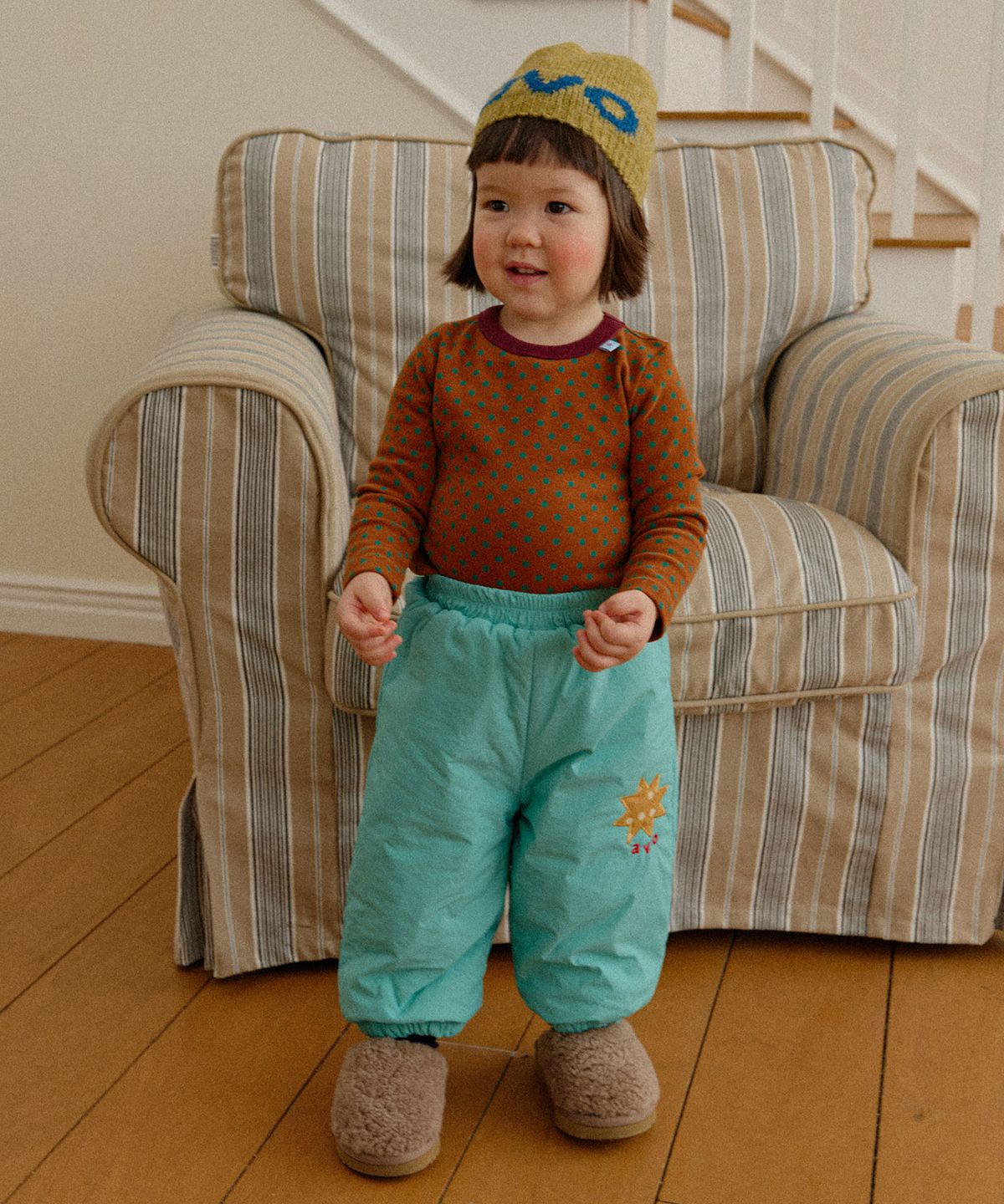 아보(AVO) PADDING PATCH PANTS_MINT