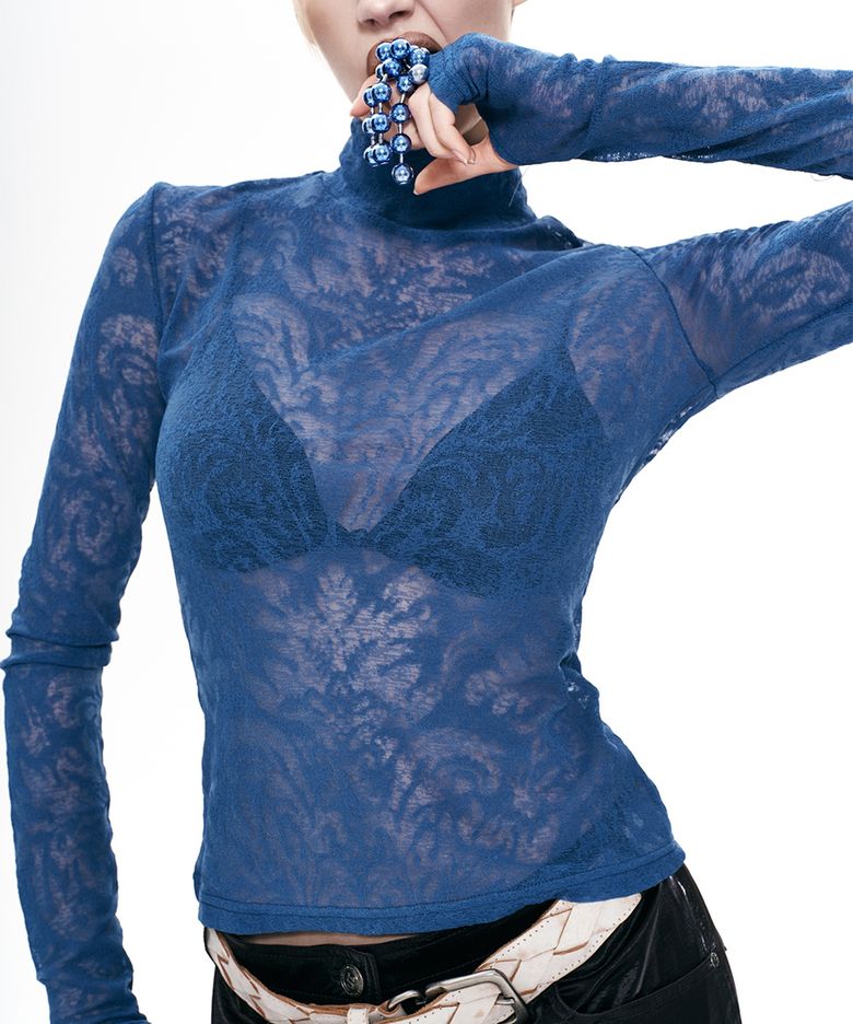 PAISLEY MOCKNECK TOP_BLUE