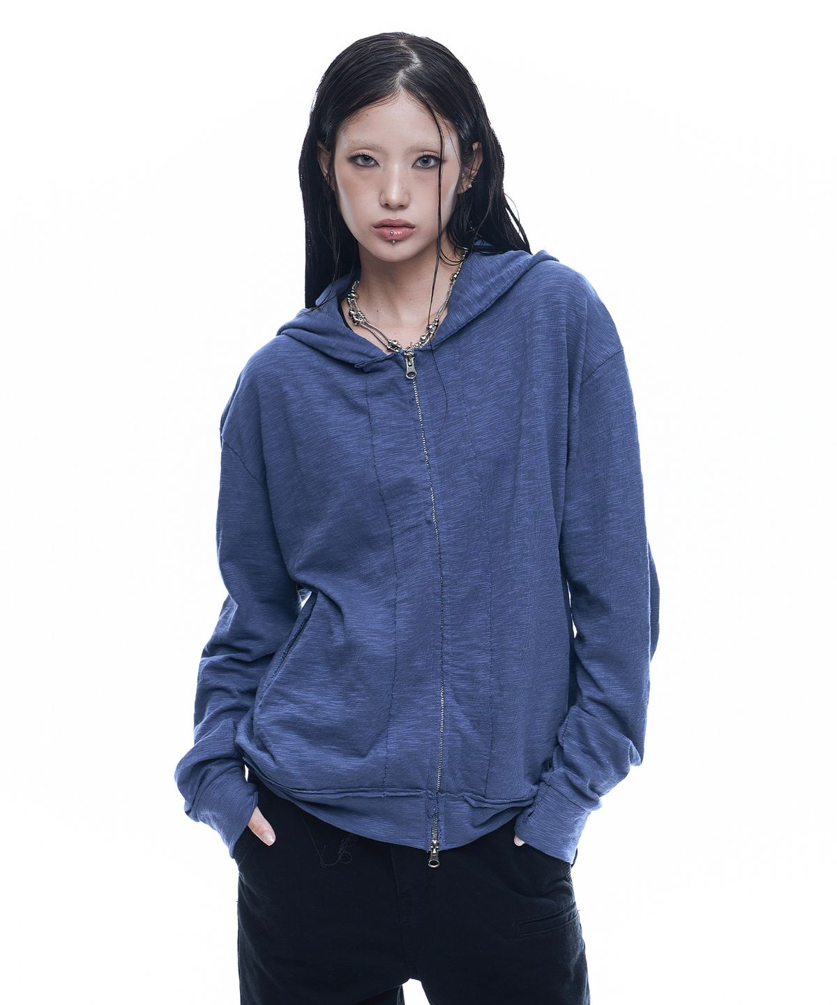 EASY NO EASY（イージーノーイージー）の「Ripped Slub Fingerhole Hoodie Zip-up - Blue（Tops）」