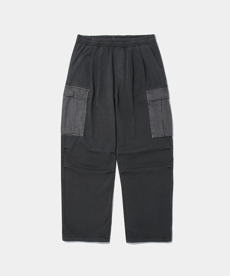 UTILITY POCKET DYED FLEECE WIDE SWEATPANTS_CHARCOAL