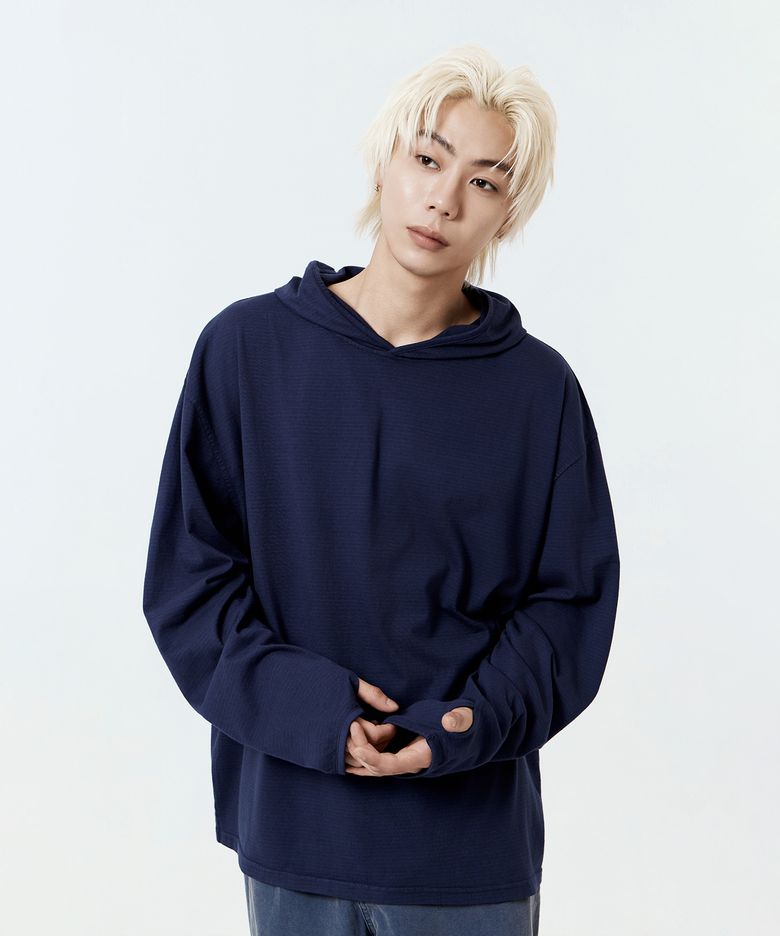 오버다이드 후드 스트라이프 긴팔티_네이비