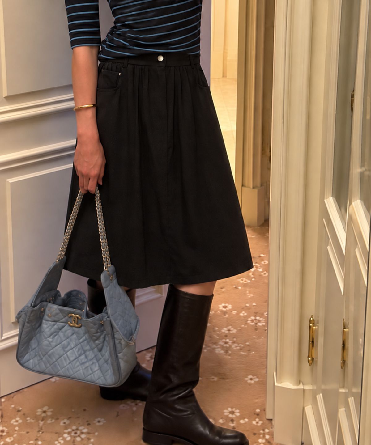 모아(MOAA) Shirred Waist A-Line Midi Skirt (BLACK)
