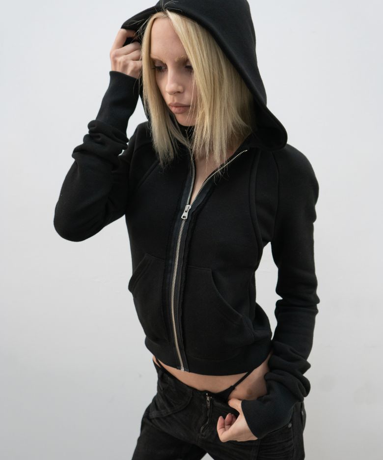 SLIM HOODIE ZIP-UP