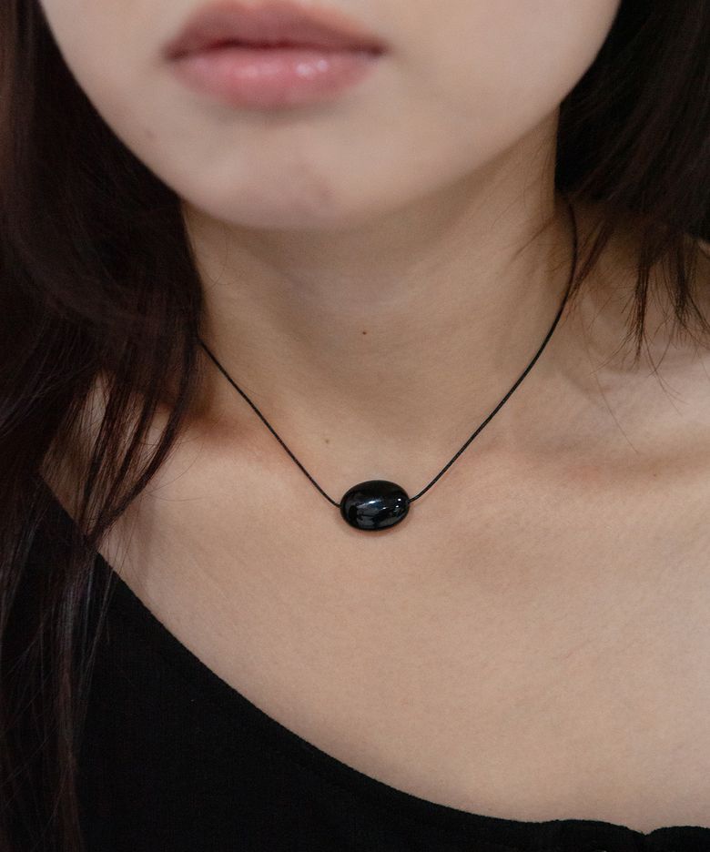 onyx candy string necklace