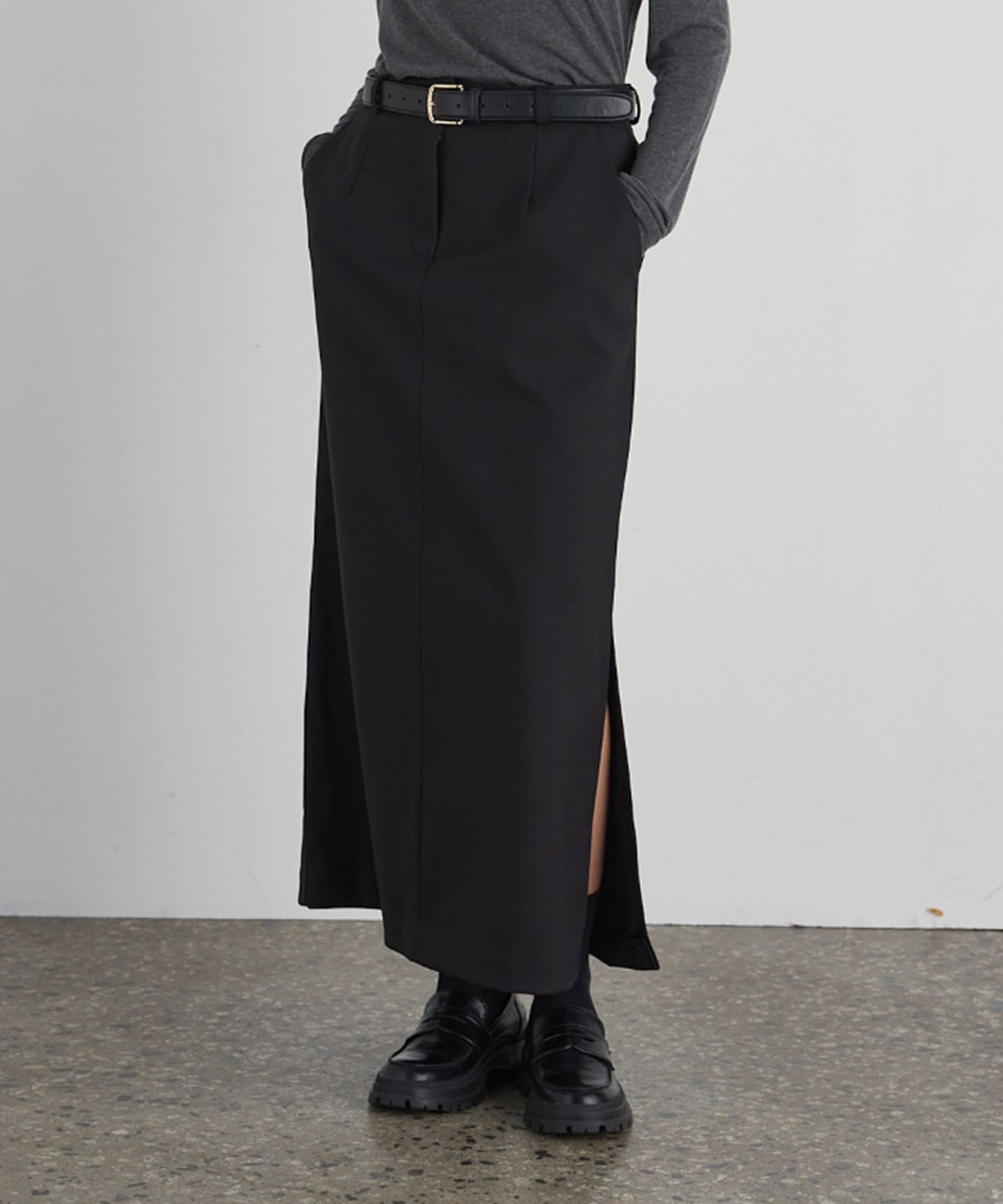 그노노이(GNOHNOEY) 울 트임 롱 스커트 (Black)