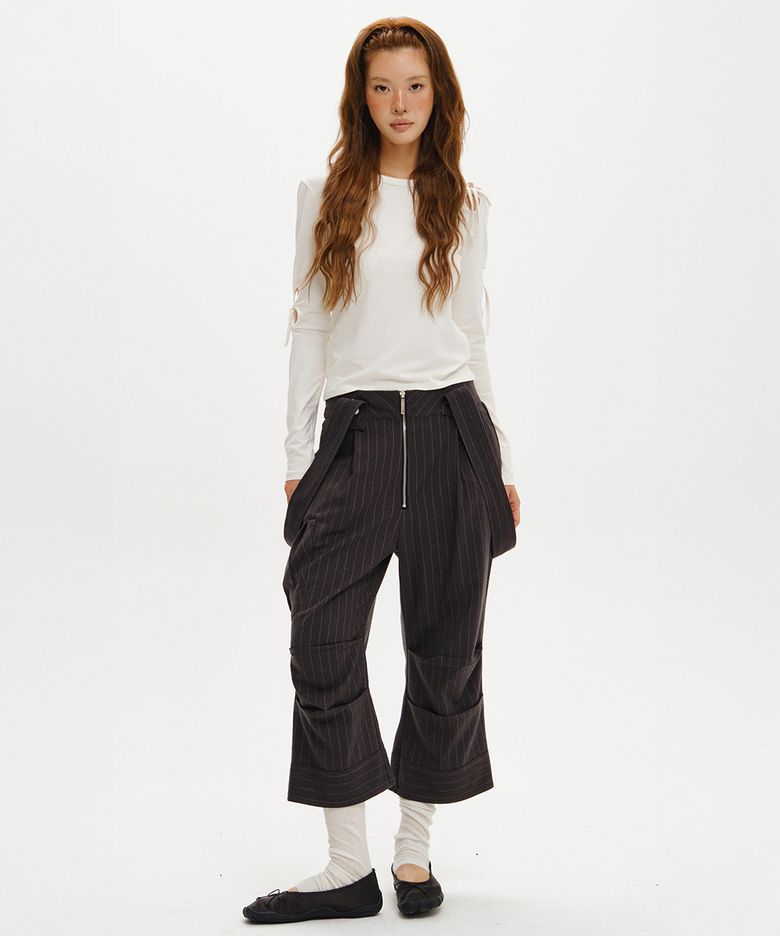 STRIPE SUSPENDER CAPRI PANTS / CHARCOAL