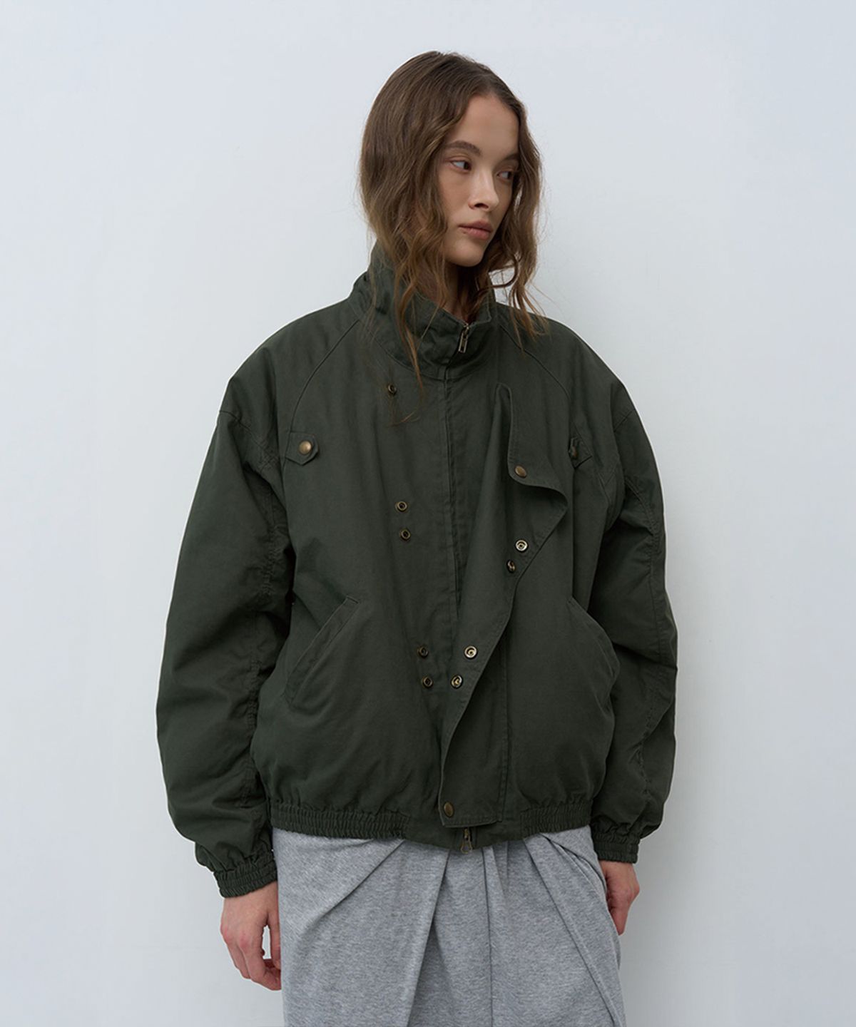 프리퍼프리퍼(PREFERPREFER) Vintage Padded Bomber Jacket (Khaki)