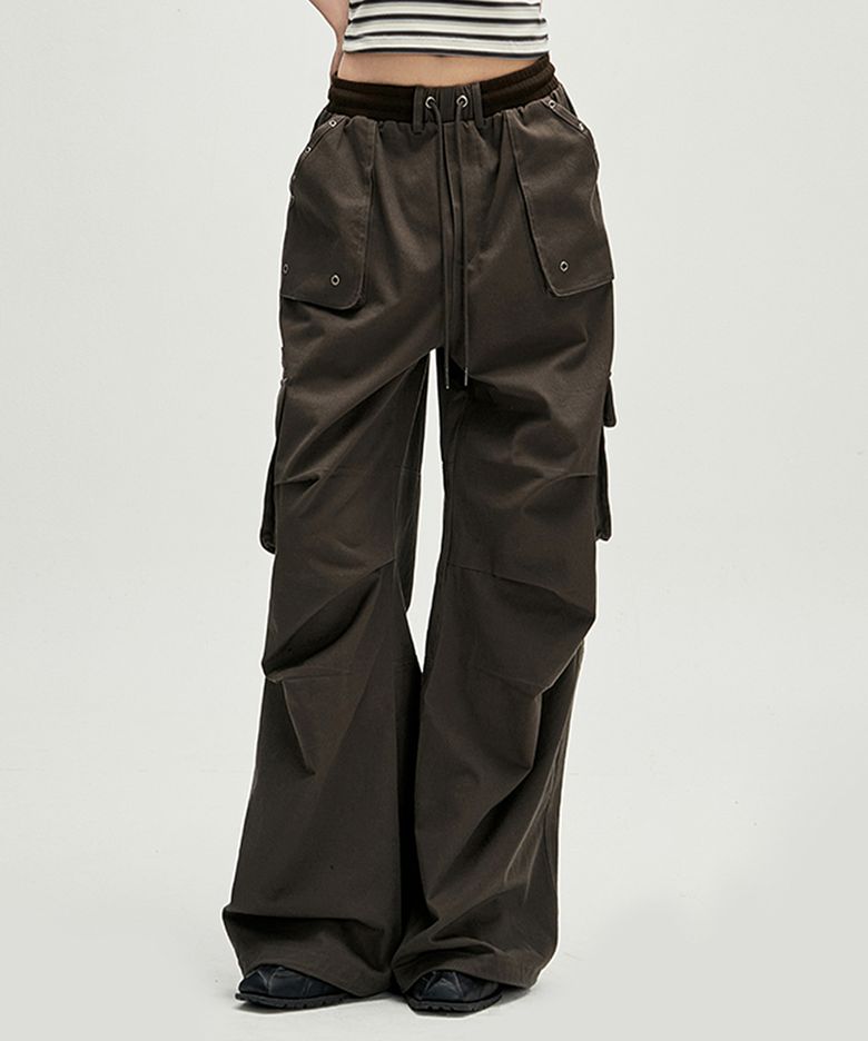 HISYO Lettering Parachute Cargo Pants - Brown