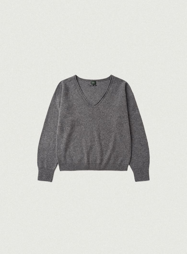 Mild Deep V-neck Cashmere Knit_Charcoal