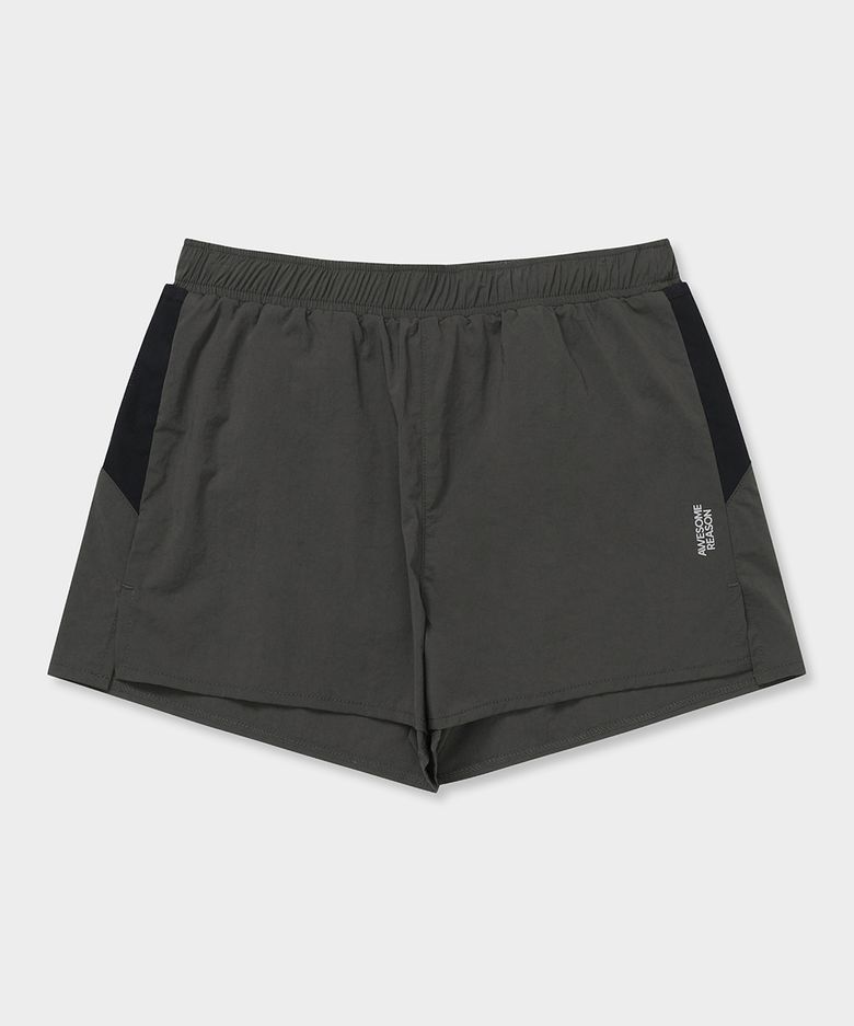 멀티 포켓 쇼츠 2.5인치 우먼즈 차콜