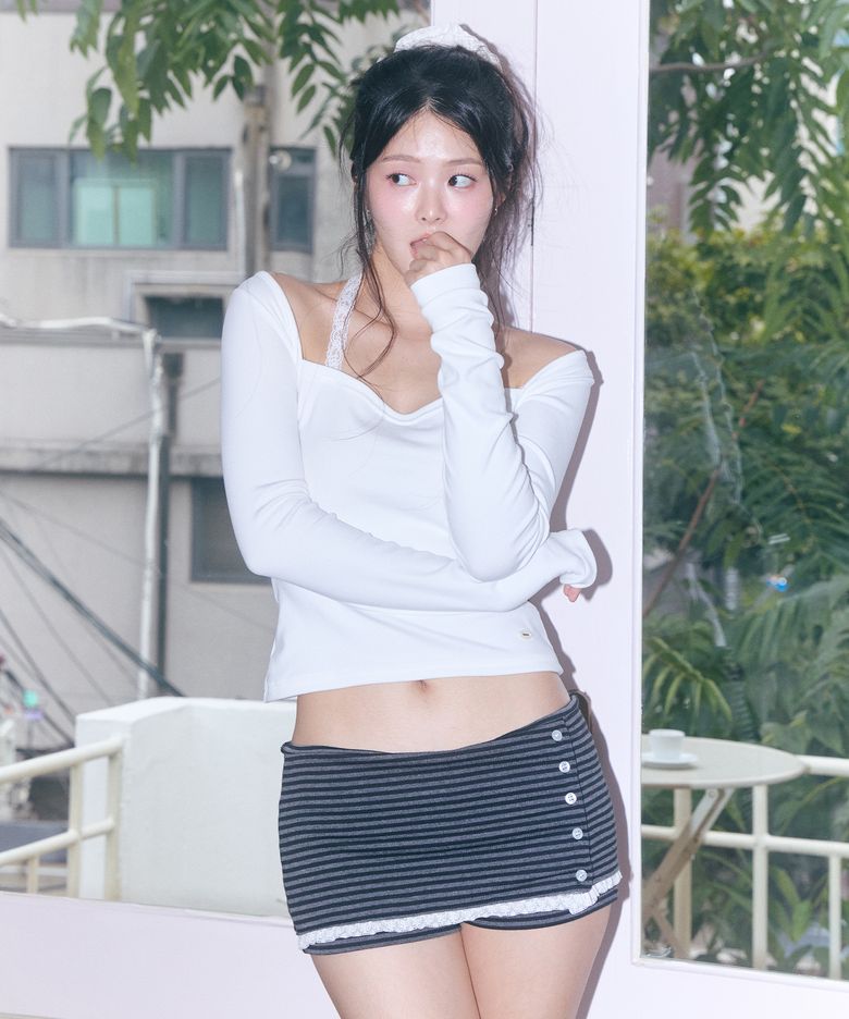Candy Crush Stripe Foldover Shorts (Charcoal Black)