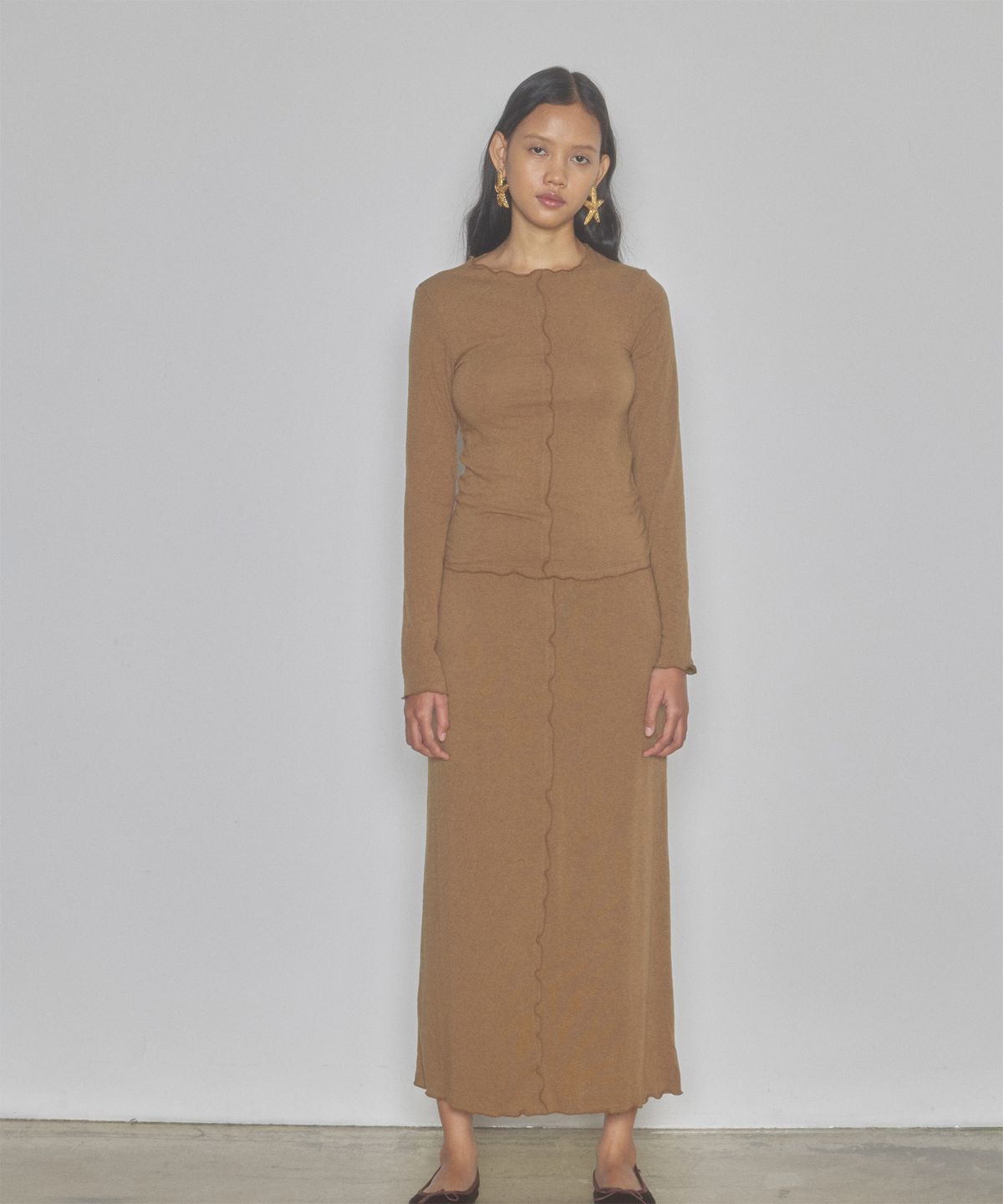 지지비샤(JIJIVISHA) PETAL SKIRT (OLIVE)