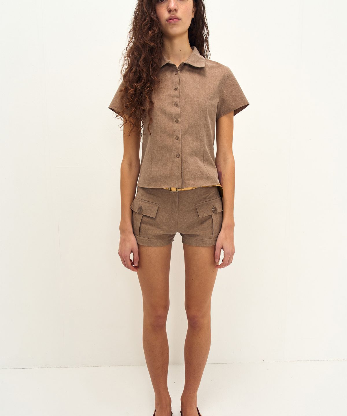 지지비샤(JIJIVISHA) MOONLIT SHORTS (BROWN)