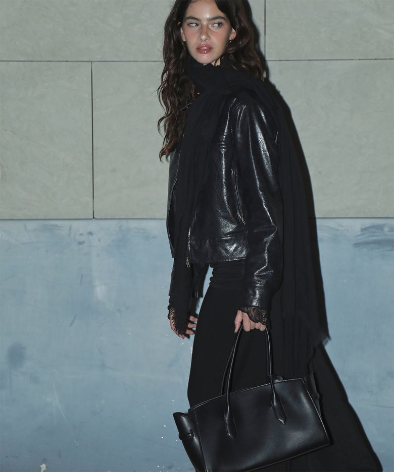 MOMENT SARROUEL PANTS (BLACK)