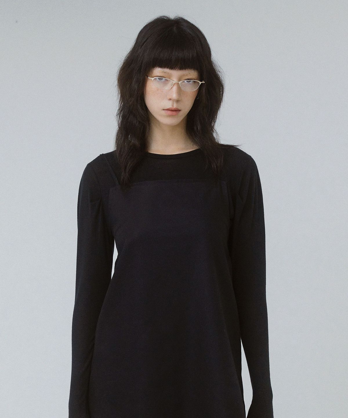 티백(TIBAEG) 리 쁘띠 턱 울 텐셀 티셔츠 블랙 RE PETIT TUCK WOOL TENCEL T-SHIRTS