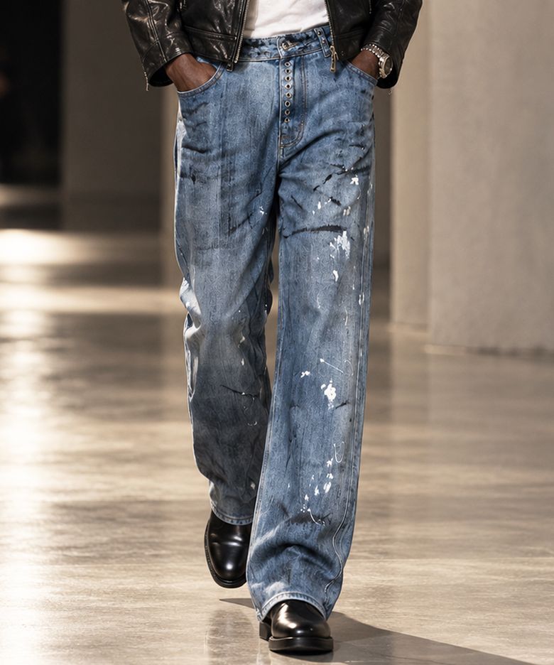 Atelier Faded Paint Eyelet Jeans (BLUE)