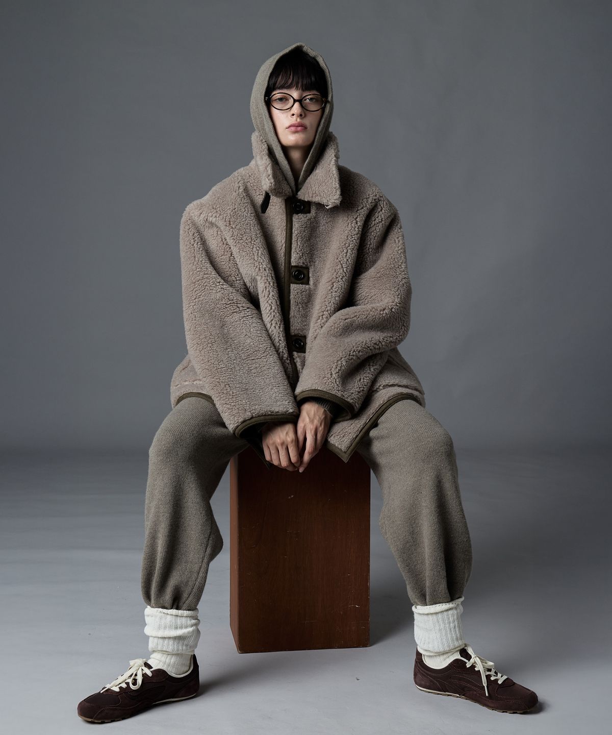 더밀루이(THEMILUI) Reversible Tail Mustang (Khaki)