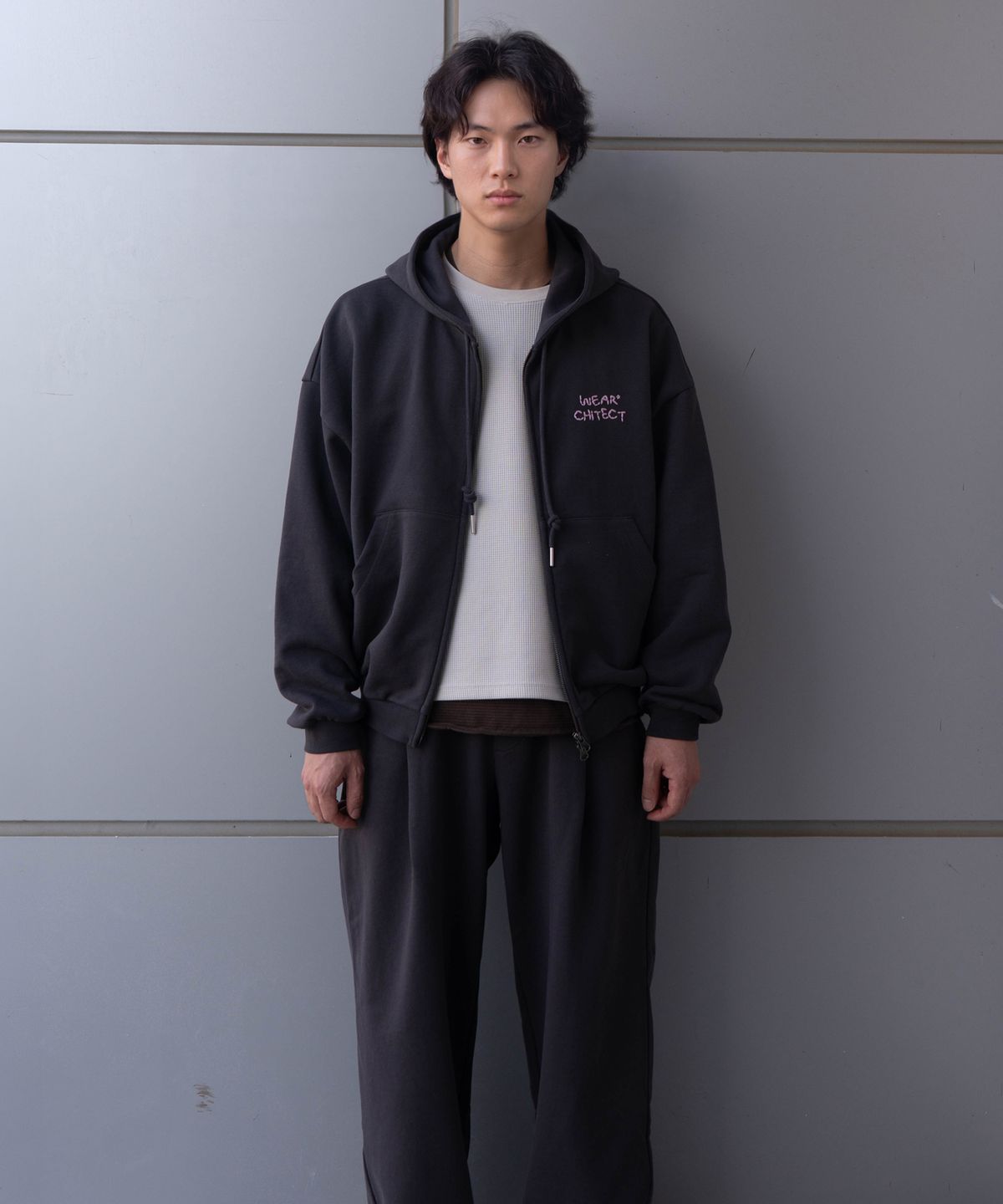 그라프트맨(GRAFTMEN) STITCH TYPO HOOD-ZIP / CHARCOAL