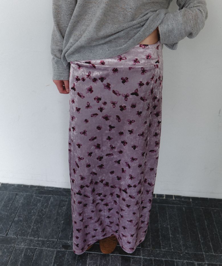 Rebekah Velvet Flower Long Skirt_Lavender Pink