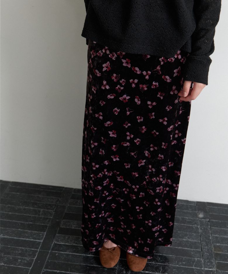 Rebekah Velvet Flower Long Skirt_Black