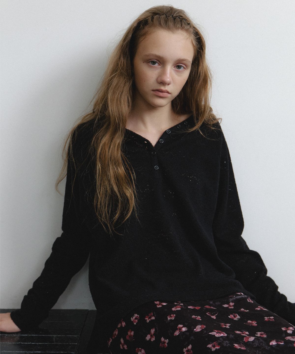 비코멜리(BCOMELY) Eden Brushed Lace Top_black