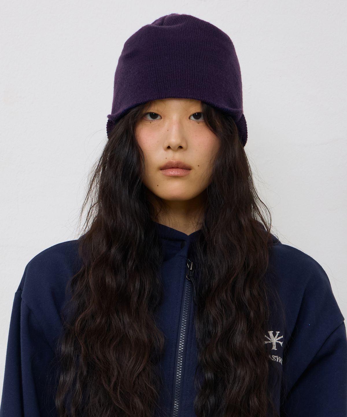 에키오(EKIO) 핀치 디테일 니트 비니 (Purple)