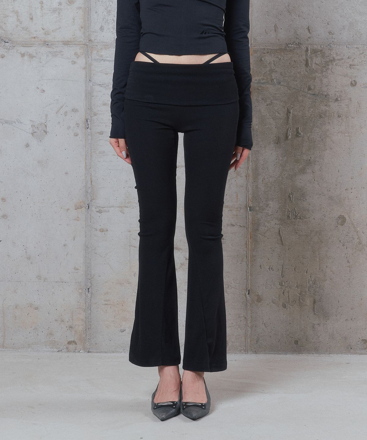 디오스피스(DAUSPICE) (DUC) Athletics Bootcut Folded Leggings Black