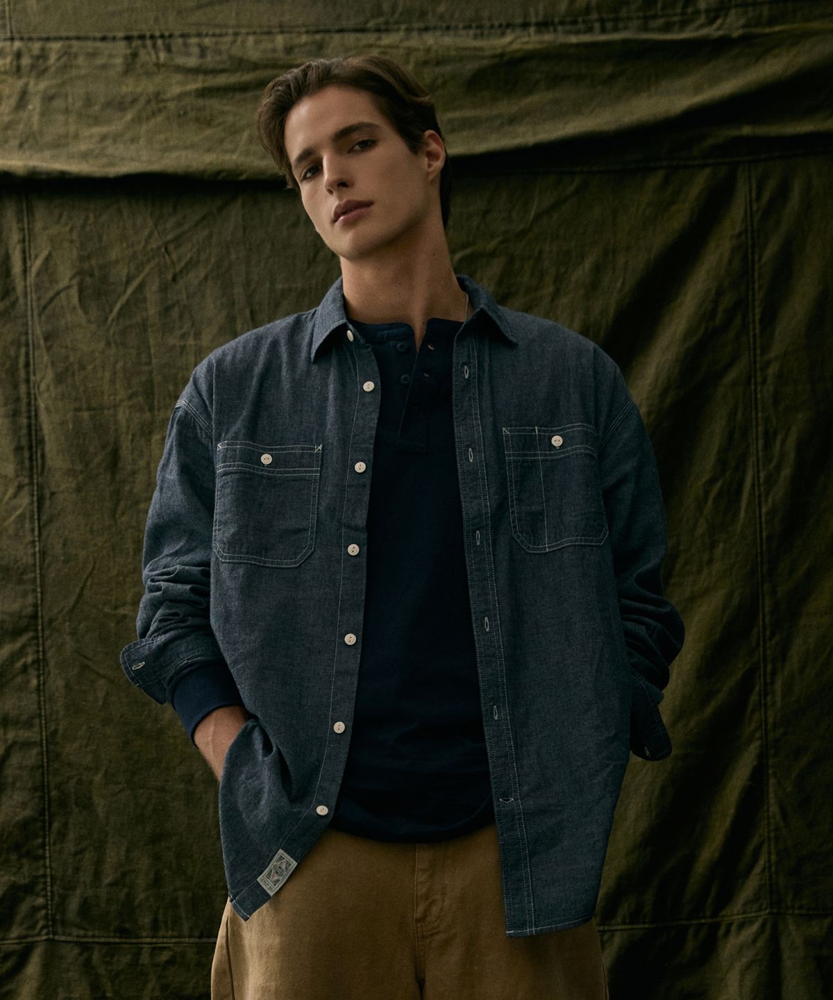 후아유(WHO.A.U) Chambray Loose Fit Shirt / WHYJG4992U