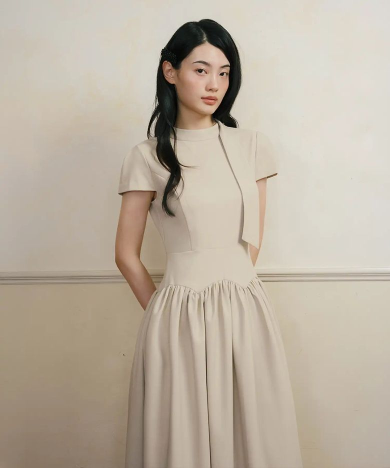 브라이덜 스틸 라인 원피스_베이지