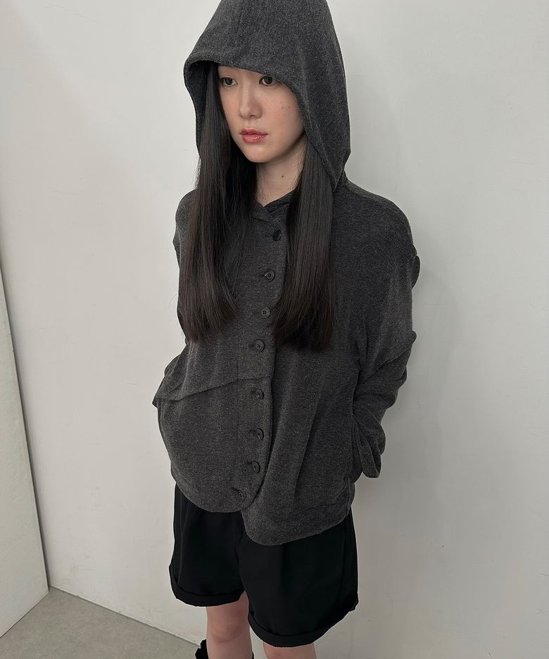 ANGORA ASYMMETRICAL HOOD ZIP-UP (CHARCOAL)