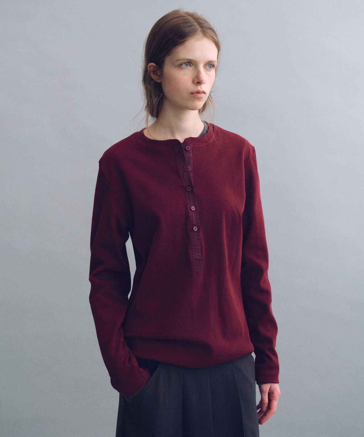 아우브아워(AUBOUR) alter deep henley t-shirt (wine)