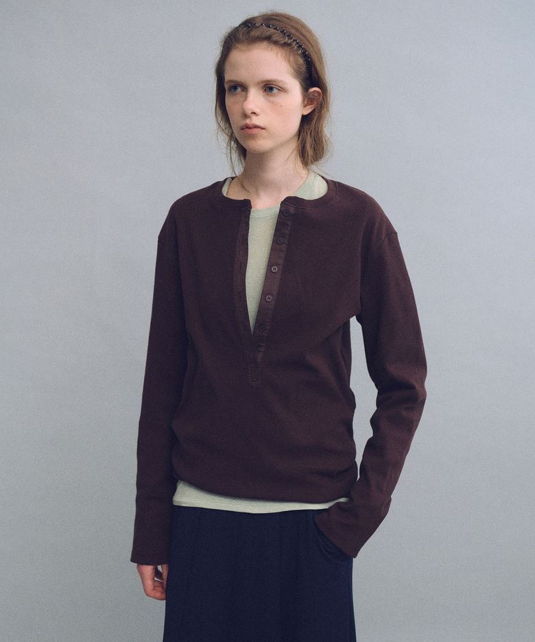 alter deep henley t-shirt (brown)