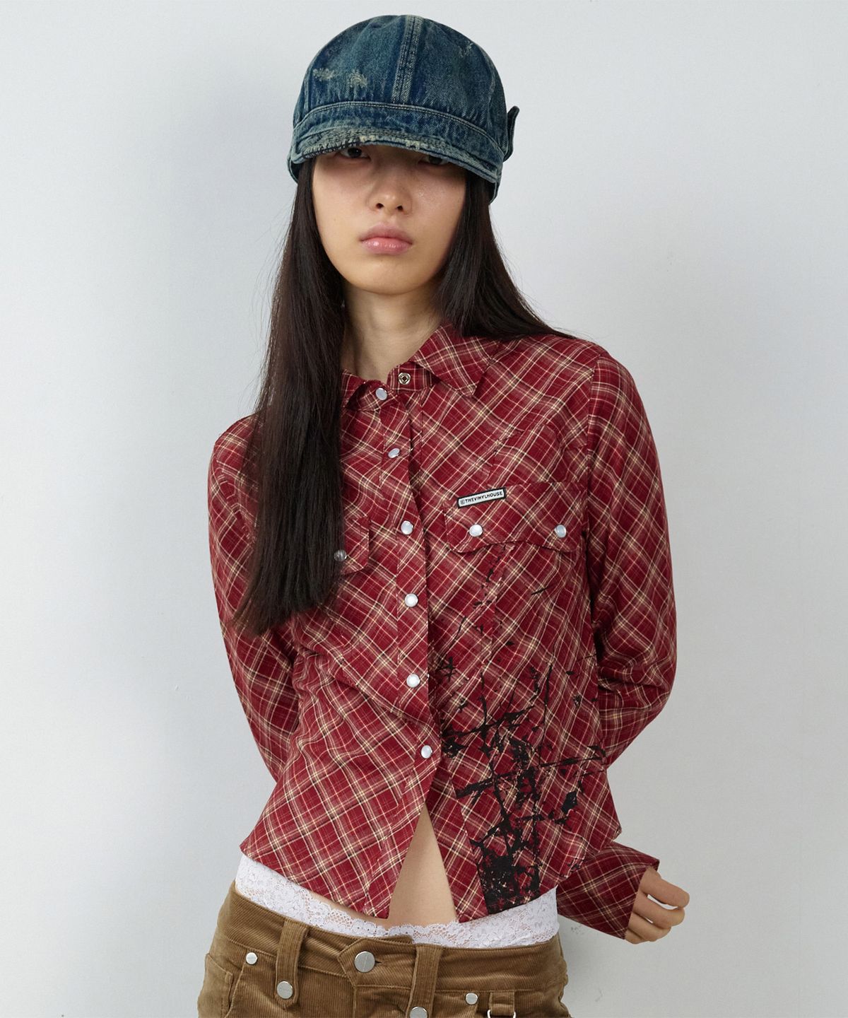 더바이닐하우스(THEVINYLHOUSE) PAINTING CROP CHECK SHIRTS(W) RED