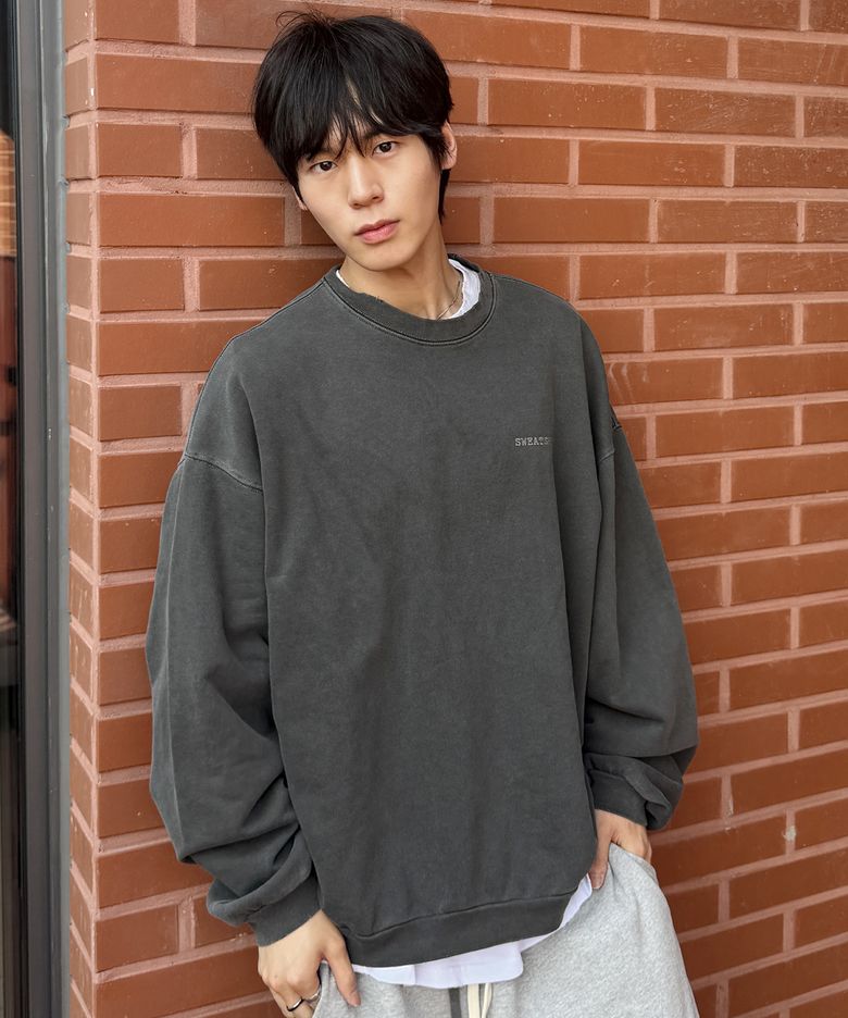 INSTRUCTION PIGMENT SWEATSHIRT BLACK
