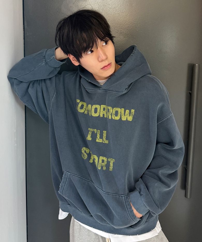 TOMORROW PIGMENT HOODIE NAVY