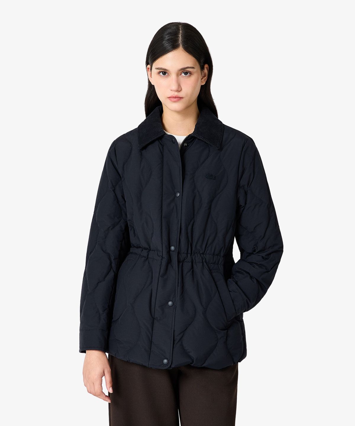 라코스테(LACOSTE) 여성 물결 퀼팅 코듀로이 카라 중힙 다운 BF536E-56N HDE