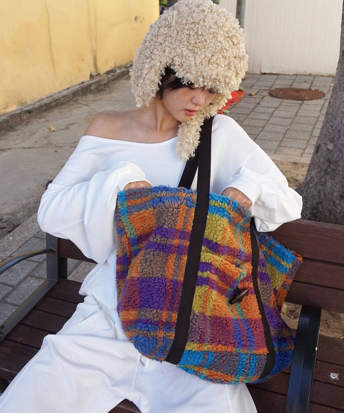 샐볼(SALBOL) FLUFFY LUZCO BAG [ORANGE PURPLE]