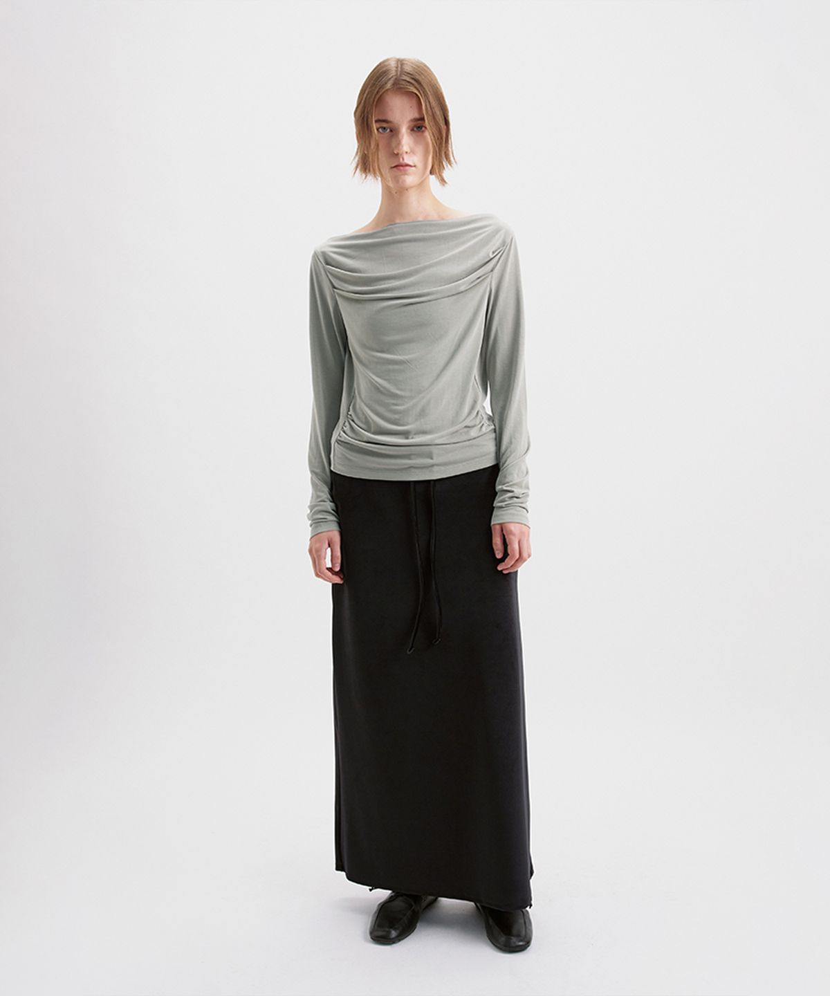 시메트릭 퍼센트(SYMMETRICPERCENT) Velour Maxi Skirt / Black