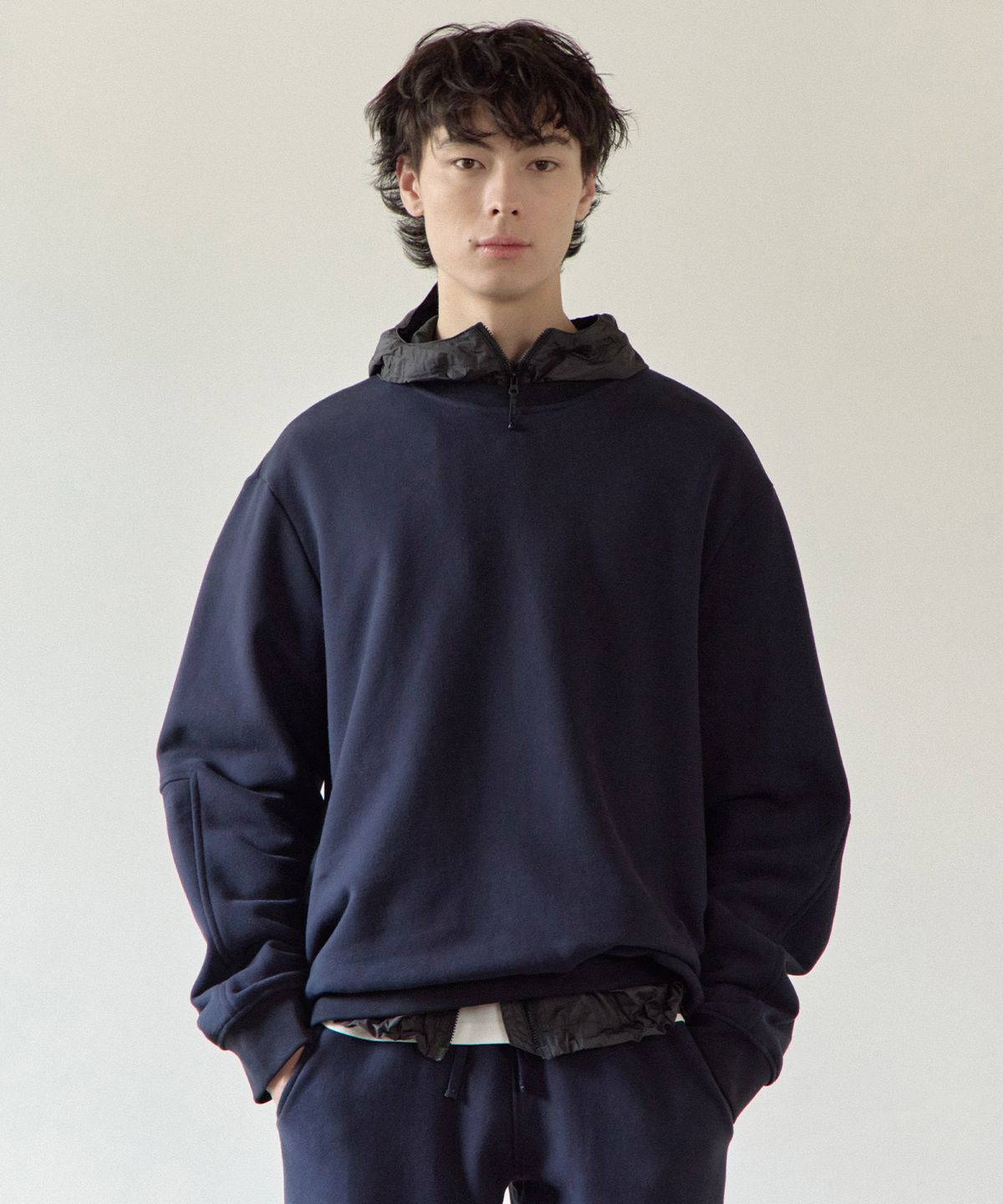에이리(EYRI) (Unisex)릴랙스드 스웨트 셔츠_네이비