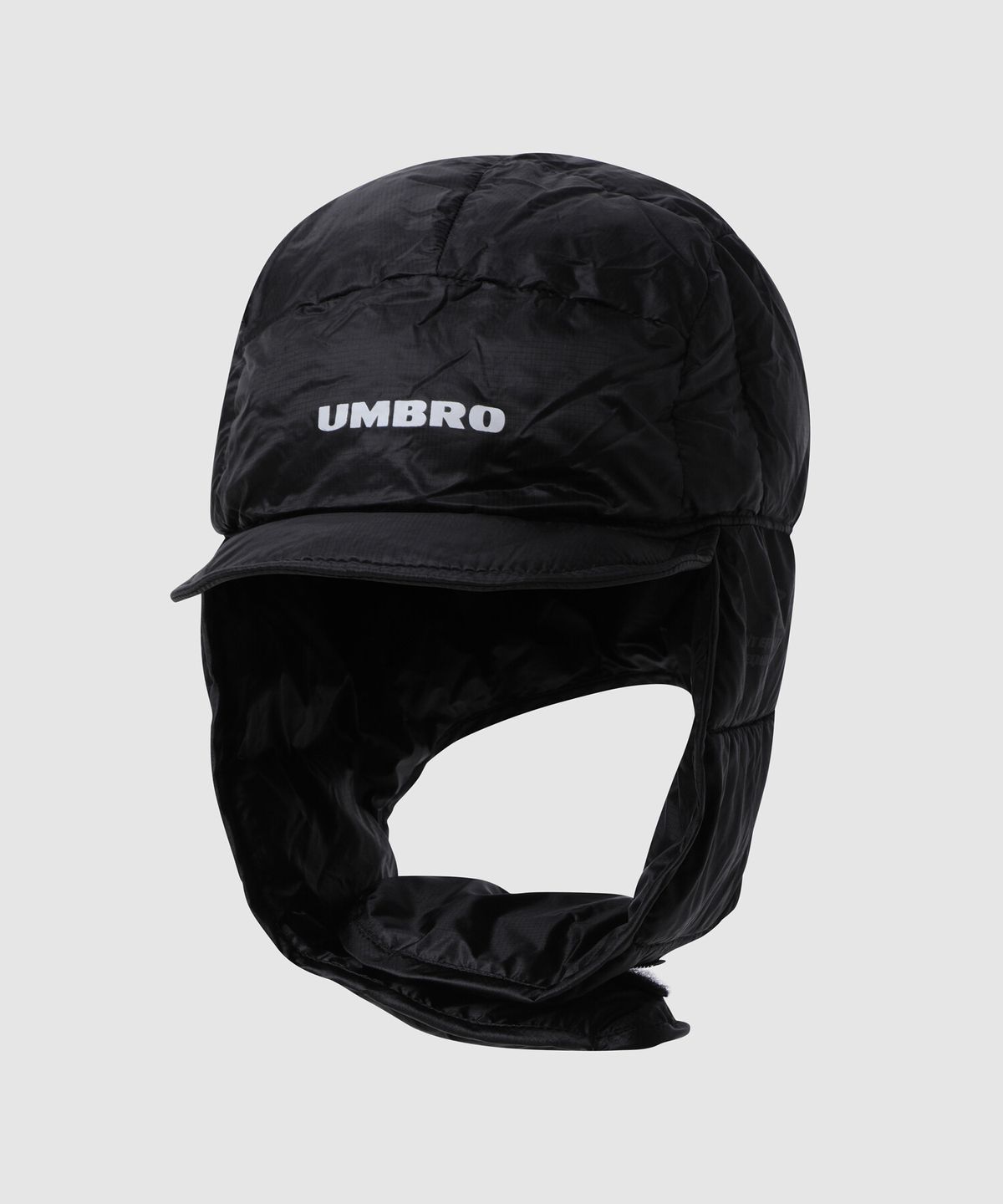 엄브로(UMBRO) 엑스레이 트래퍼 햇 블랙 UR423CCPO5