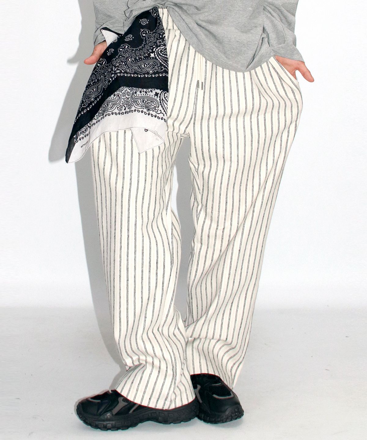 드마크(DEMARC) M Vintage stripe straight-fit semi-wide pants - White
