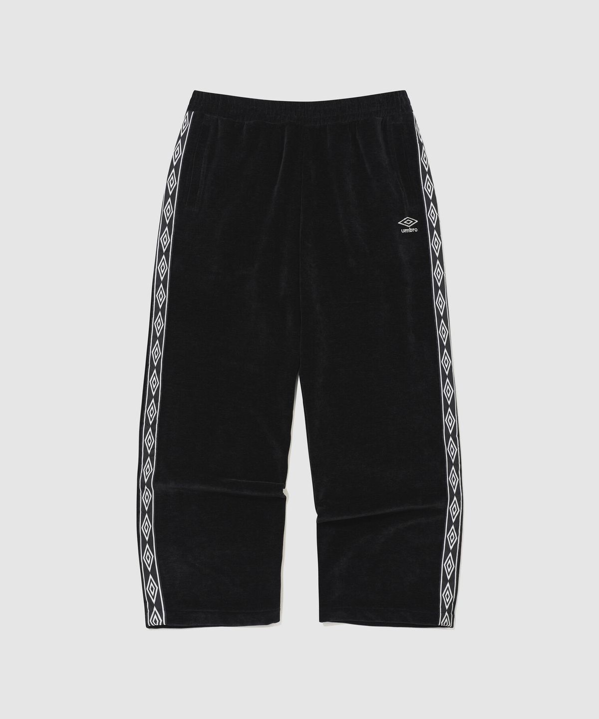 엄브로(UMBRO) 셔닐 블렌드 스트레이트 트랙 팬츠 블랙 UR423CFPN4