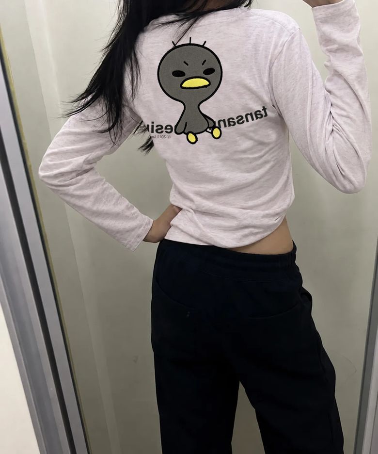 안녕자두야X탄산 앉은 꼬꼬 롱슬리브 (라이트핑크)