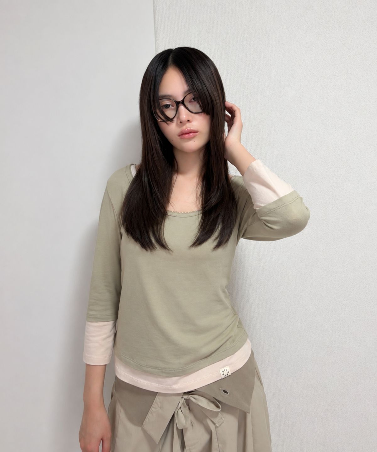 로액슈얼(LO AXUAL) 피콧 레이어드 탑_세이지 그린